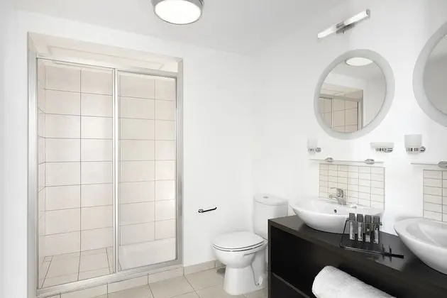 Süit, 2 Yatak Odası, Havuz Manzaralı (SOL 2 Adults + 1 Child)