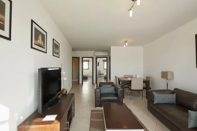 Süit, 2 Yatak Odası, Havuz Manzaralı (SOL 2 Adults + 1 Child)