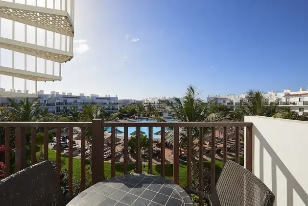 Süit, 2 Yatak Odası, Havuz Manzaralı (SOL 2 Adults + 1 Child)