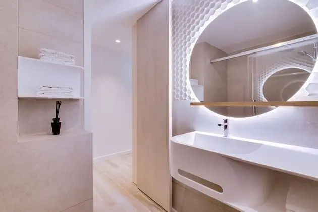 Üç Kişilik Oda, Balkon, Deniz Manzaralı
