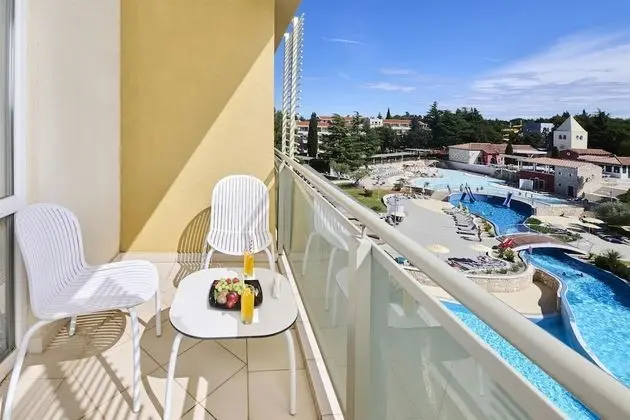 Premium Oda, Balkon, Havuz Kenarı