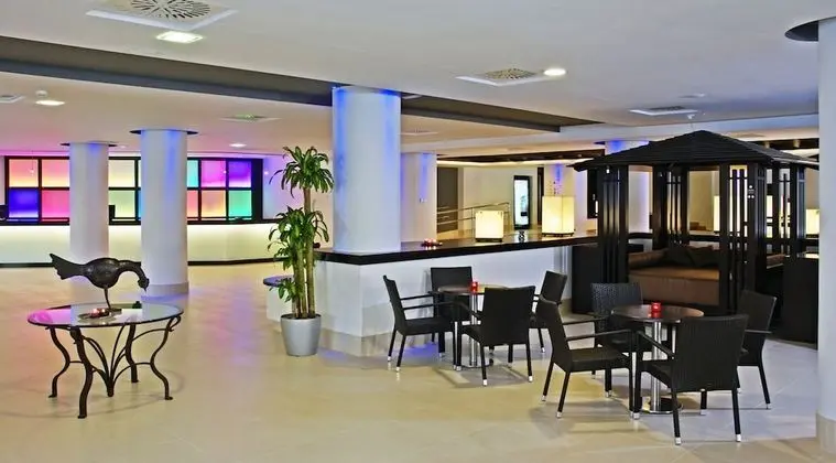 Tek Büyük Yataklı Oda, Balkon (2 adults + 1 child)