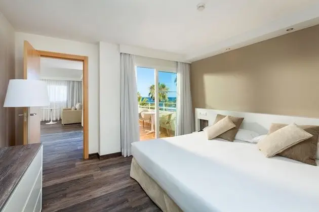 Xtra Sol Suite Sea View (2AD+1CH)