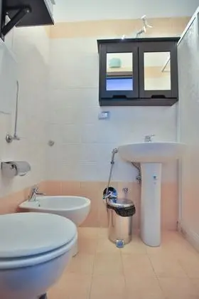 Economy Tek Büyük Yataklı Oda