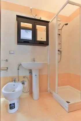 Standard Tek Büyük Yataklı Oda (Levante 1)