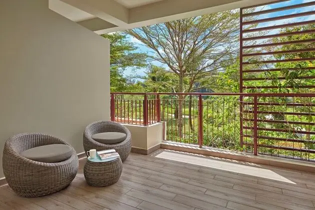 Superior Room with Pool Access (3 adults)