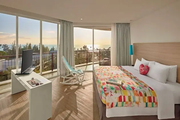 Xtra Sol Junior Suite (2 adults + 2 children)