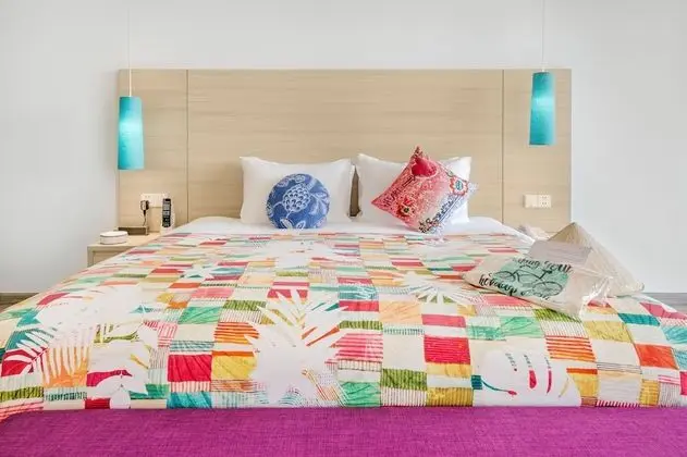Xtra Sol Suite (2 adults + 1 child)