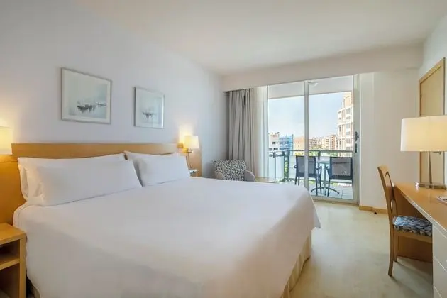 Oda (Connecting Rooms (3+2))