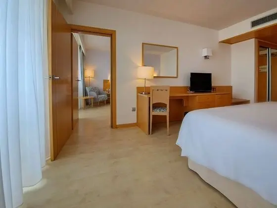 Oda (Connecting Rooms (3+2))