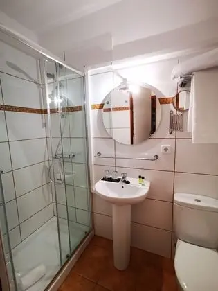 Standard Tek Büyük Yataklı Oda, Ortak Banyo