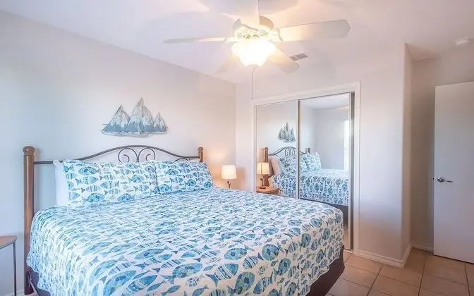 Ev, Birden Çok Yatak, Veranda (Sol Searcher)