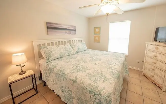 Ev, Birden Çok Yatak, Veranda (Sol Searcher)