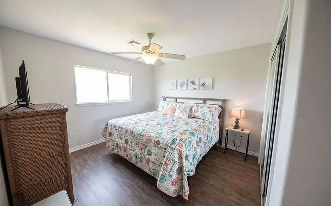 Ev, Birden Çok Yatak, Veranda (Sol Searcher)