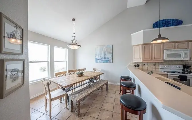 Ev, Birden Çok Yatak, Veranda (Sol Searcher)