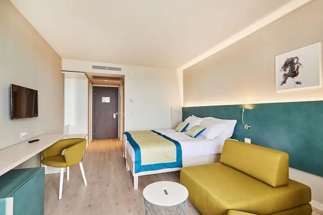 Premium room with balcony, Sea view - Family