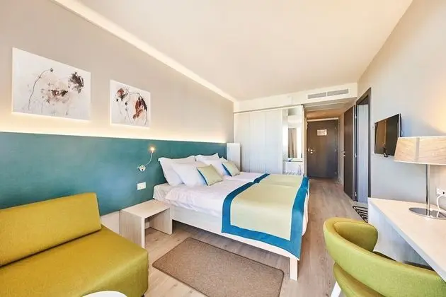 Premium room with balcony, Sea view - Family