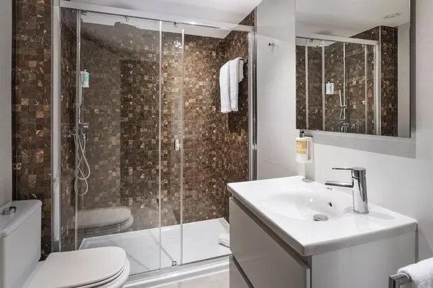 The Beach House Suite