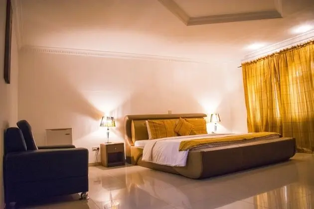 Deluxe Tek Büyük Yataklı Oda