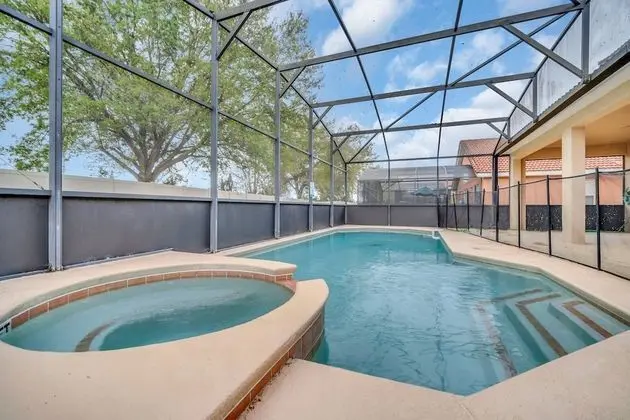 Ev (Solana Pool Home in Davenport FL)