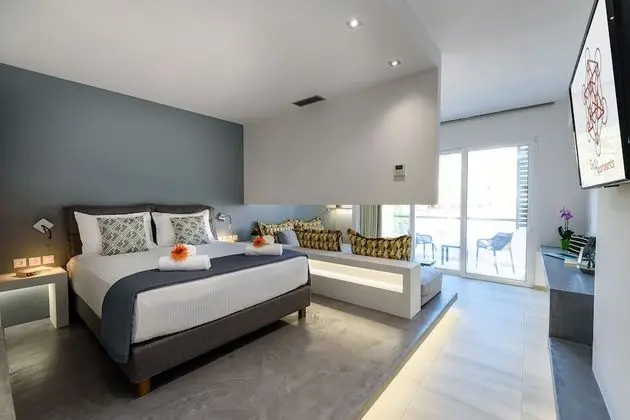 Comfort Dört Kişilik Oda, Bahçe Manzaralı (Standard North)