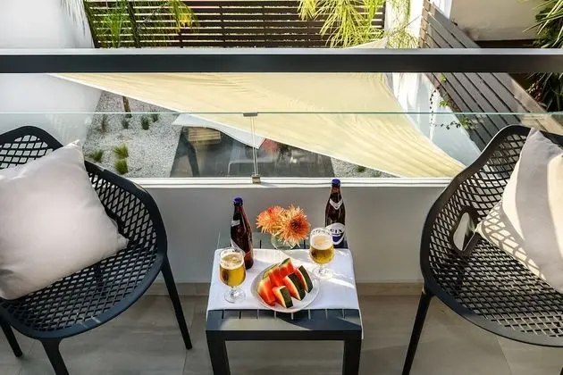 Comfort Dört Kişilik Oda, Bahçe Manzaralı (Standard North)