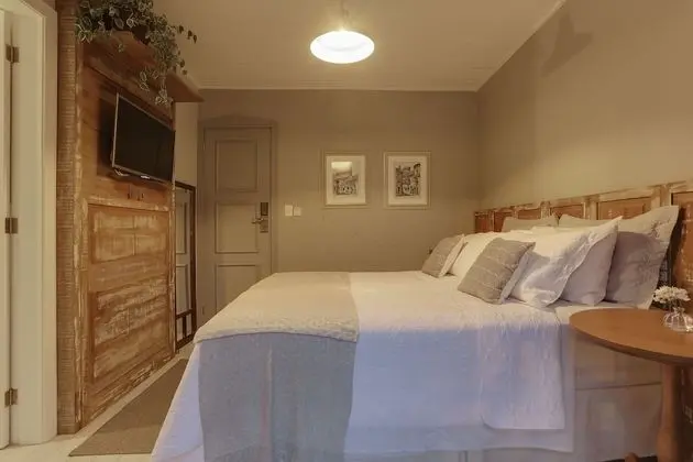 Premium Tek Büyük Yataklı Oda, Kısmi Deniz Manzaralı, Plaj Kenarı