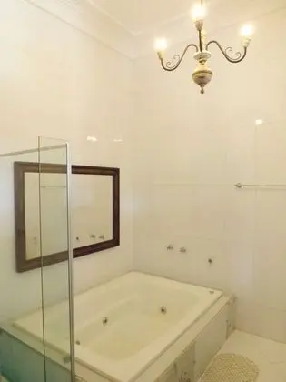 Honeymoon Tek Büyük Yataklı Oda, 1 Yatak Odası, Havuz Manzaralı