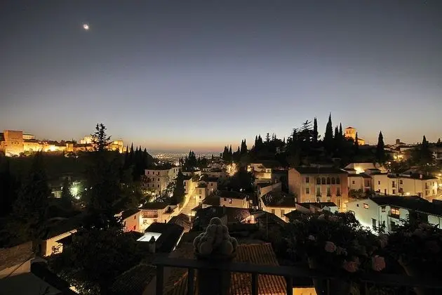 Panoramic Dubleks (Apartment Alhambra View )