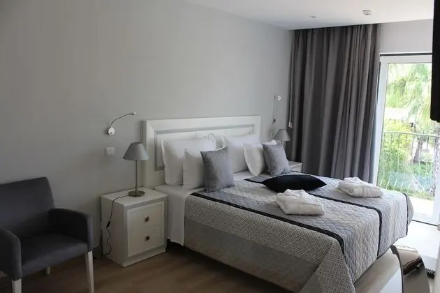 Superior Tek Büyük veya İki Ayrı Yataklı Oda, 1 Yatak Odası, Engellilere Uygun, Ek Bina