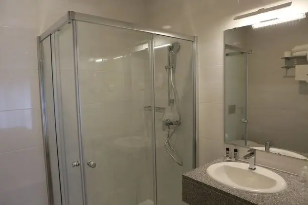 Deluxe Tek Büyük veya İki Ayrı Yataklı Oda, Balkon