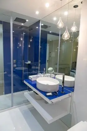 Superior Tek Büyük veya İki Ayrı Yataklı Oda