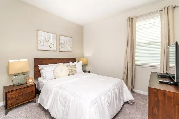 Villa (Solara Resort 9 Bedroom  6 Bathroom R)