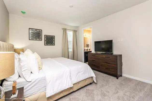 Villa (Solara Resort 9 Bedroom  6 Bathroom R)