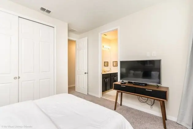 Villa (Solara Resort 9 Bedroom  6 Bathroom R)