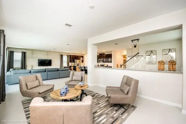 Villa (Solara Resort 9 Bedroom  6 Bathroom R)