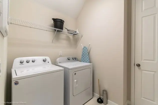 Villa (Solara Resort 9 Bedroom  6 Bathroom R)