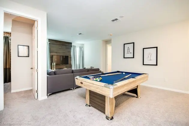 Villa (Solara Resort 9 Bedroom  6 Bathroom R)