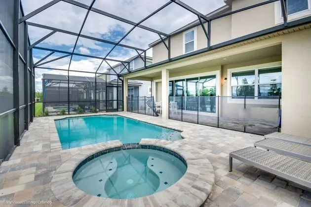 Villa (Solara Resort 9 Bedroom  6 Bathroom R)