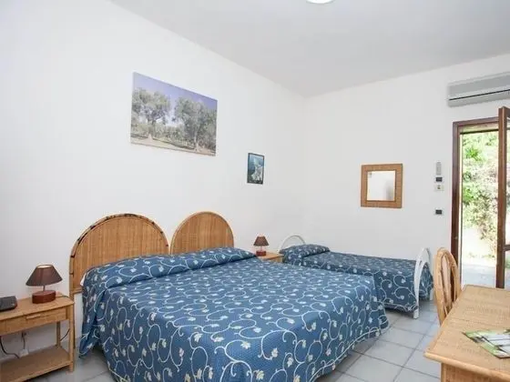 Üç Kişilik Oda