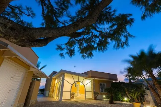 Deluxe Villa