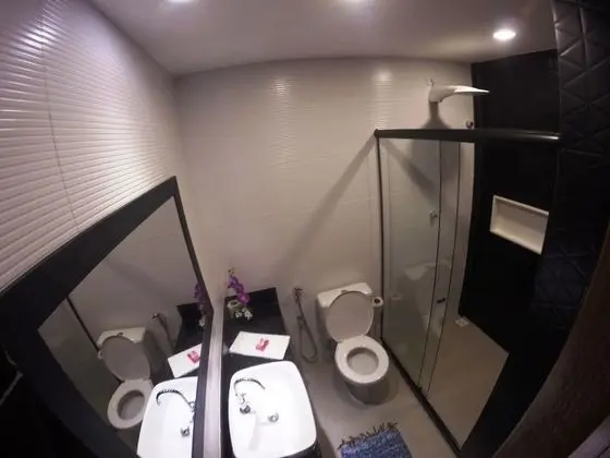 Traditional Çatı Katı (Loft)