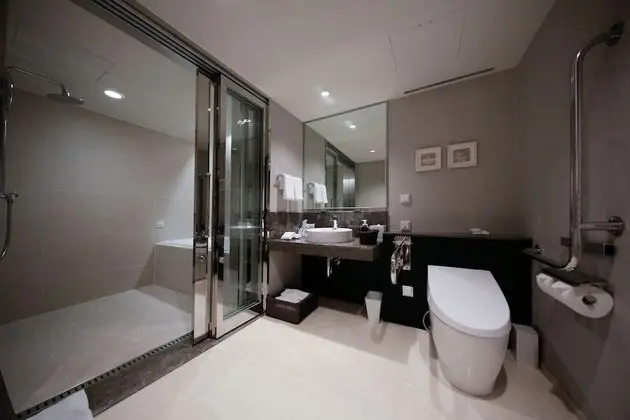 Universal Twin Room, Accessible