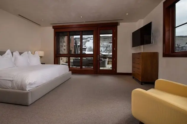 Premium Oda (Premium Four Bedroom Plus Den Residen)