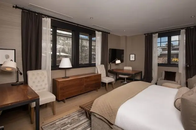 Premium Oda (Premium Four Bedroom Plus Den Residen)