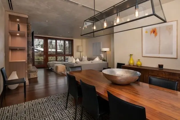 Premium Oda (Premium Four Bedroom Plus Den Residen)