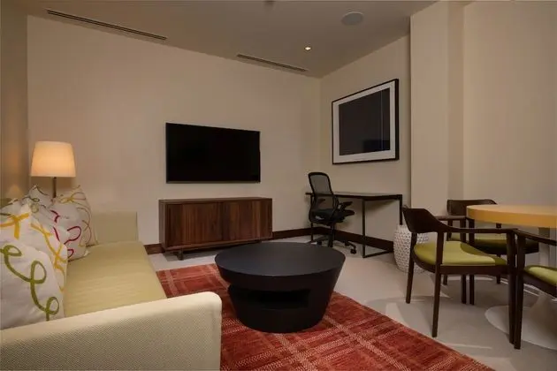 Premium Oda (Premium Four Bedroom Plus Den Residen)
