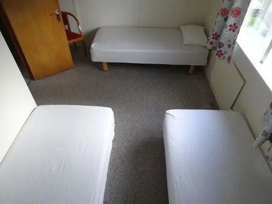 Üç Kişilik Oda, Ortak Banyo (Bunk bed)