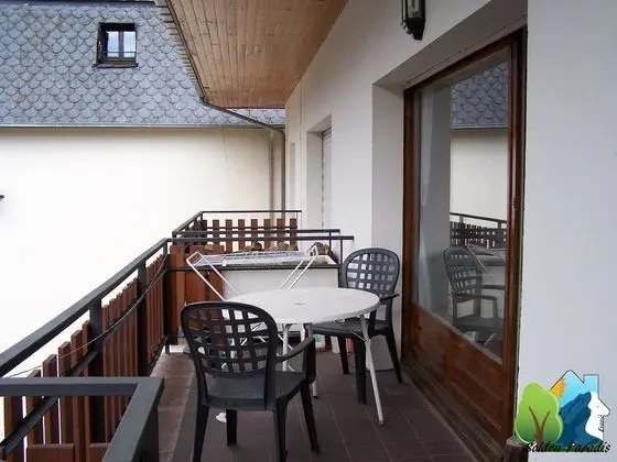 Apart Daire, 2 Yatak Odası, Balkon (SOLI)