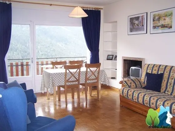 Apart Daire, 2 Yatak Odası, Balkon (SOLI)